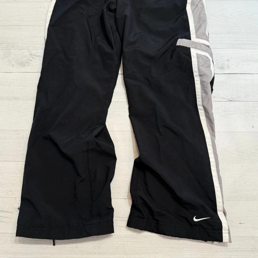 Nike vintage black